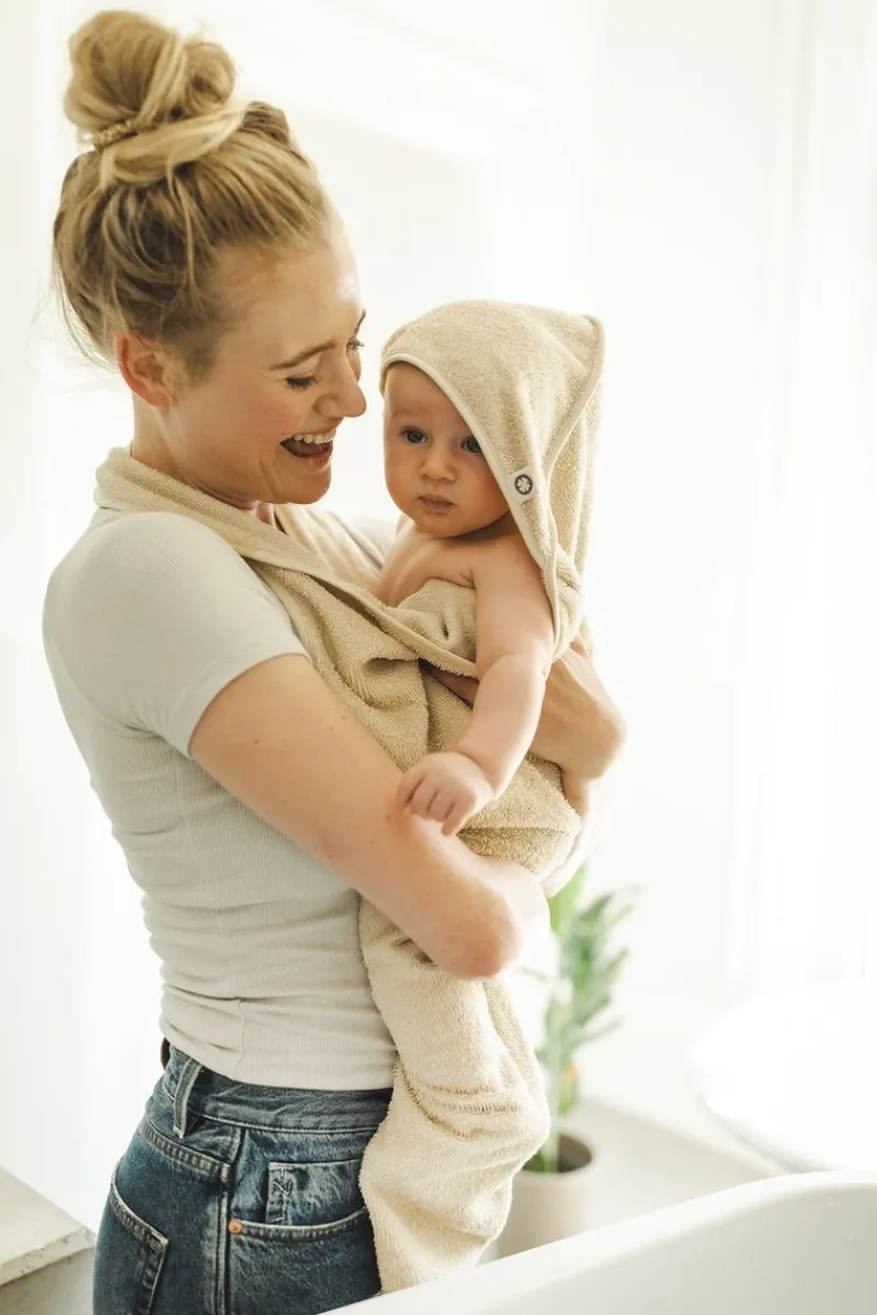 badecape_wearable_hooded__3.webp Noppies Badecapes & Wickeltücher | Zuhause-Badecape Wearable Hooded Towel 110cm -