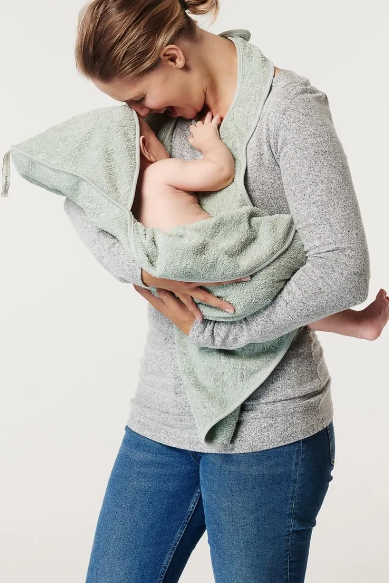 badecape_wearable_hooded__6-1.webp Noppies Badecapes & Wickeltücher | Zuhause-Badecape Wearable Hooded Towel 110cm -
