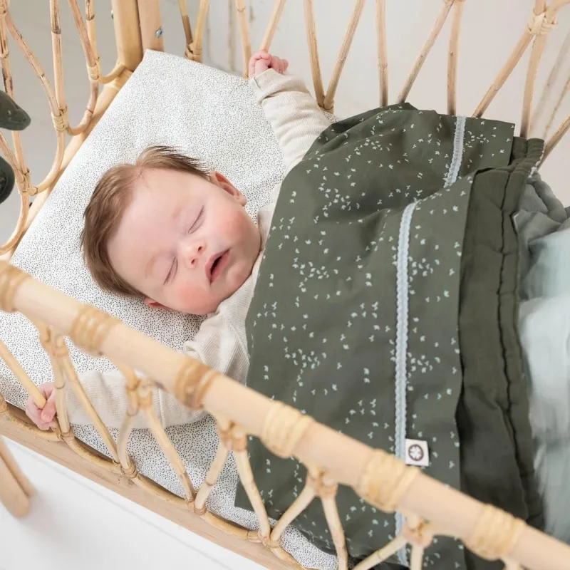 spannbetttuch_fr_das_bett_9-2.webp Noppies Spannbetttücher | Babyzimmer-Spannbetttuch Für Das Bettchen Tiny Dot -