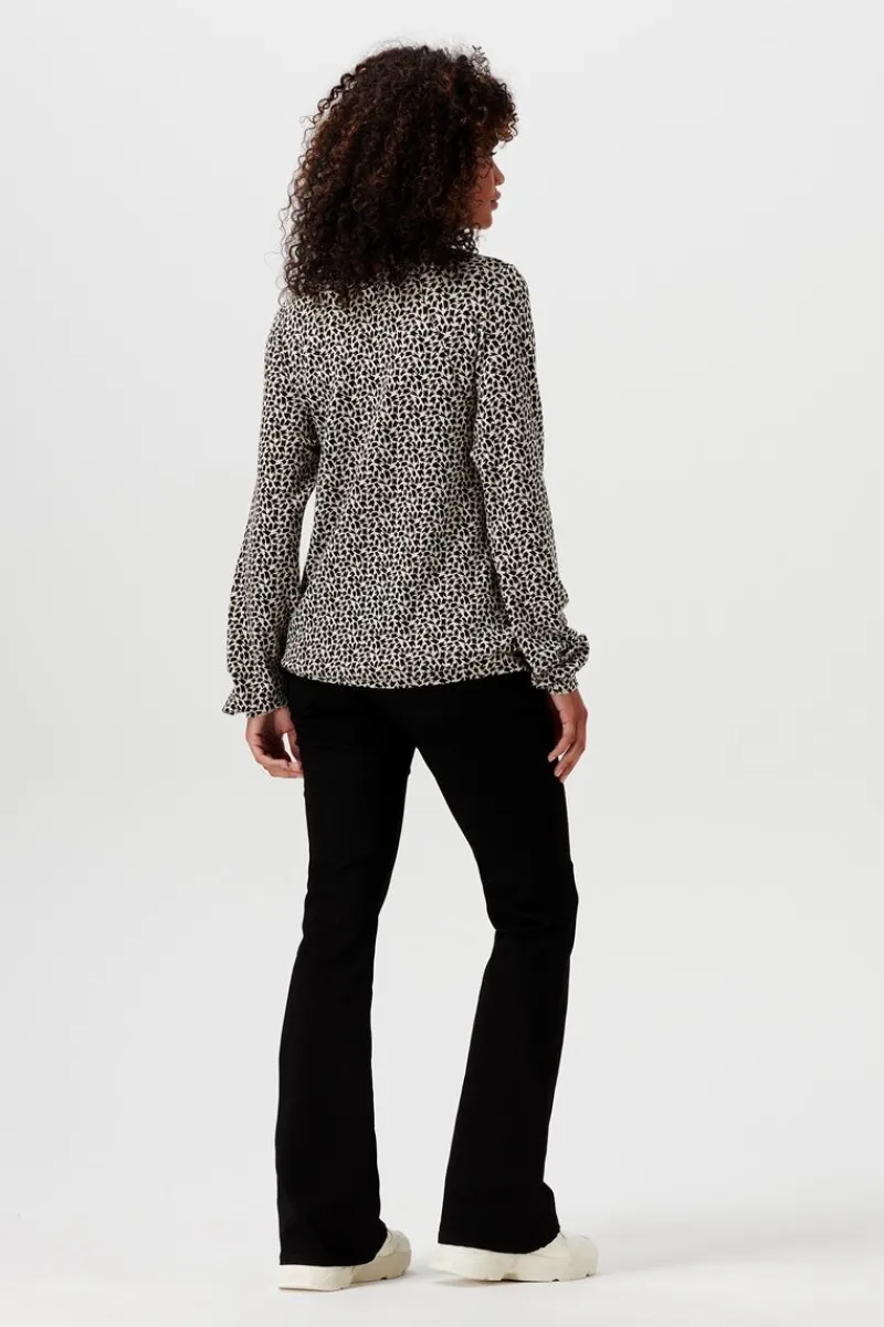 stillshirt_roslyn__oatmea_1.webp Noppies Shirts | Shirts-Still-Shirt Roslyn -